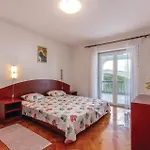 Ferienhaus Cozy In *