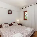 Cozy In *