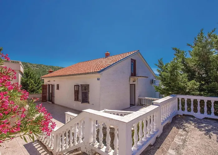 Holiday home In With Wifi Novi Vinodolski